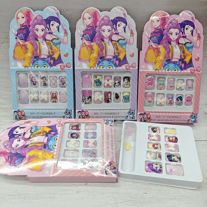 Anime Merchandise Nepal - Stiker Kuku Anak Motif Kartun Butik
