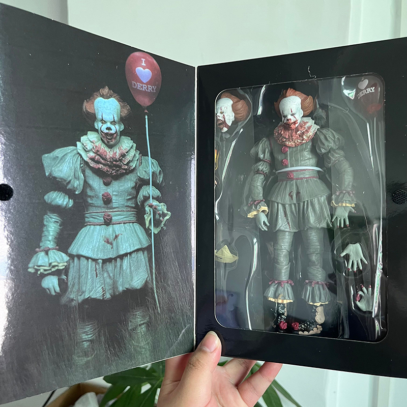 NECA Pennywise Joker boneka to - Kotobukiya Bishoujo ulasan dan harga